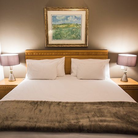 Airport Inn Executive Suites 켐턴파크 외부 사진